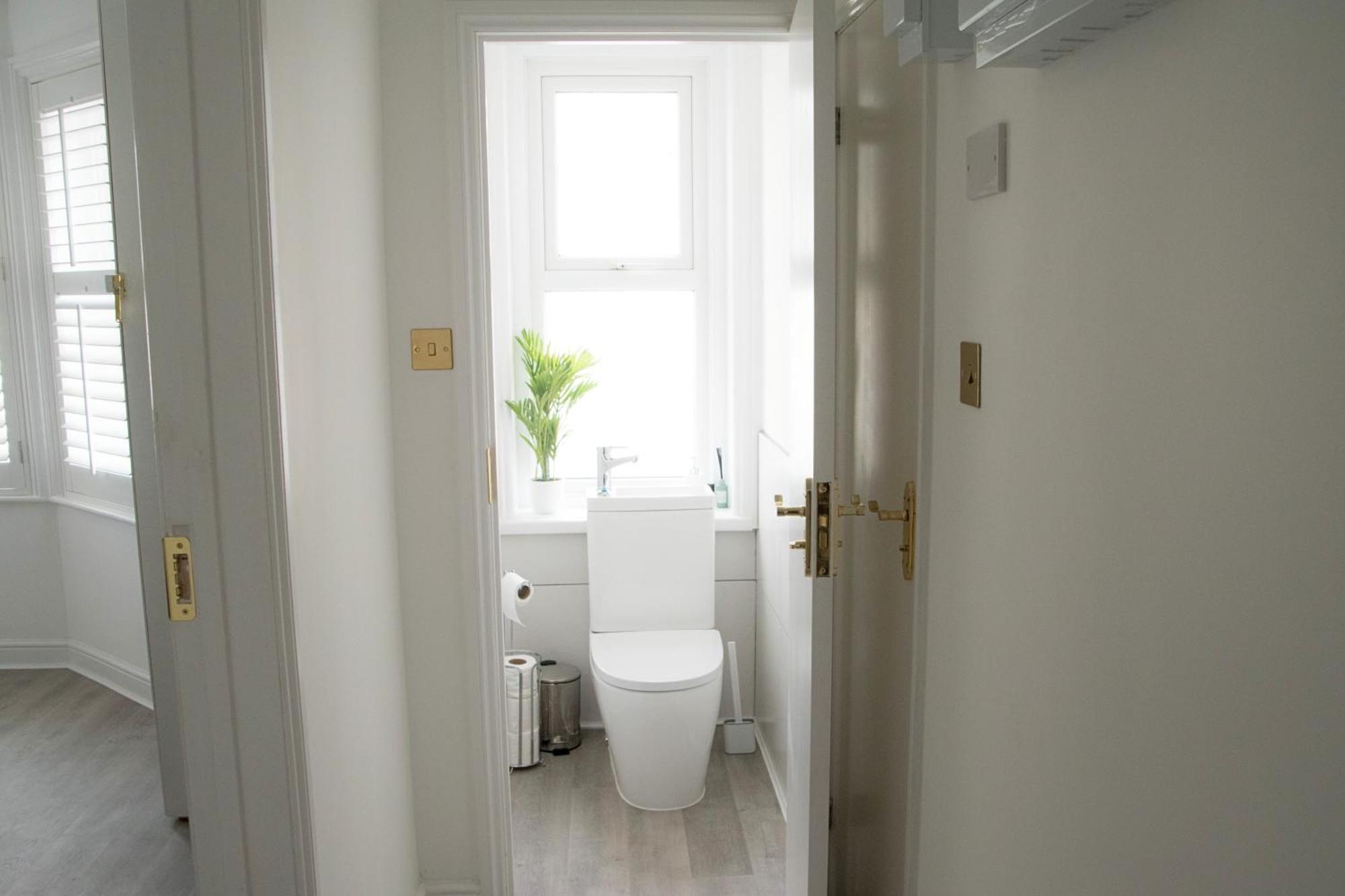 Modern Town Centre Flat - Free Shared Parking, King Size Bed, 5 Minutes Walk To Appartement Bournemouth